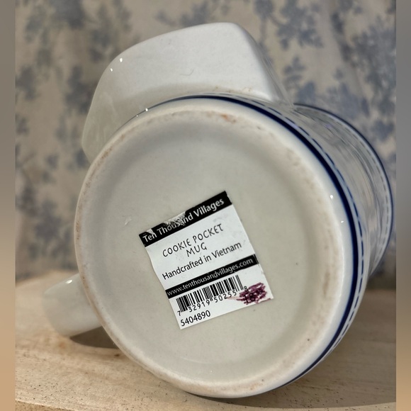 NWT Ten Thousand Villages Handcrafted Cookie Pocket Mug - Picture 8 of 8
